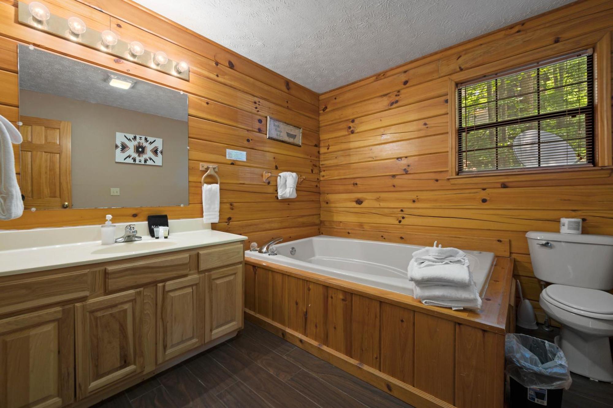 Summer Special! Dollywood At 2 Min & Heated Pool セバービル エクステリア 写真